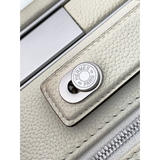 HERMÈS Suitcase