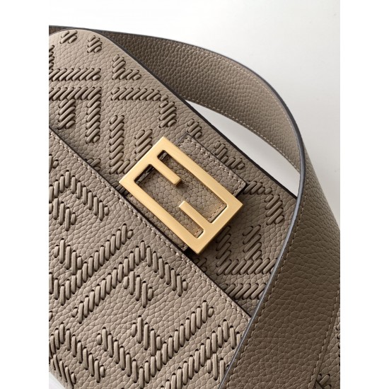 FENDI Baguette