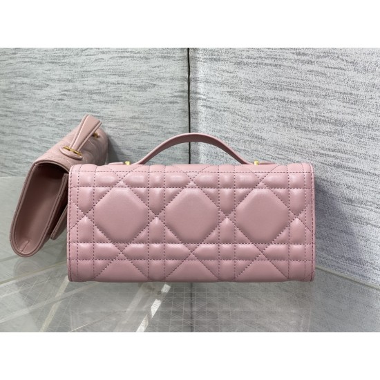 Dior Caro