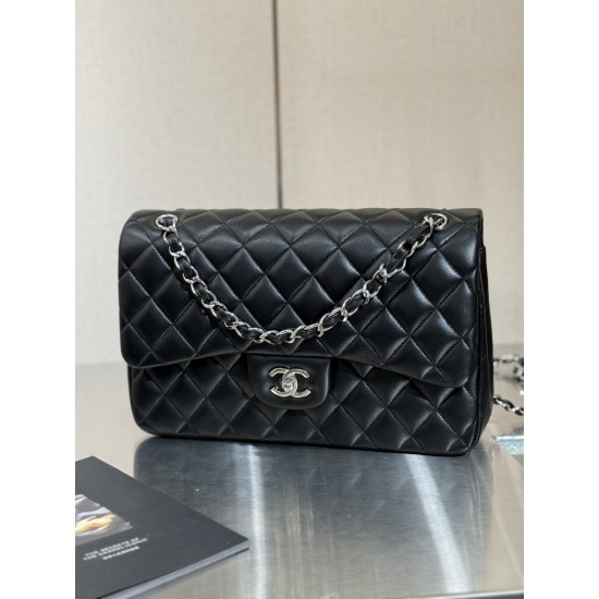 CHANEL FLAP BAG