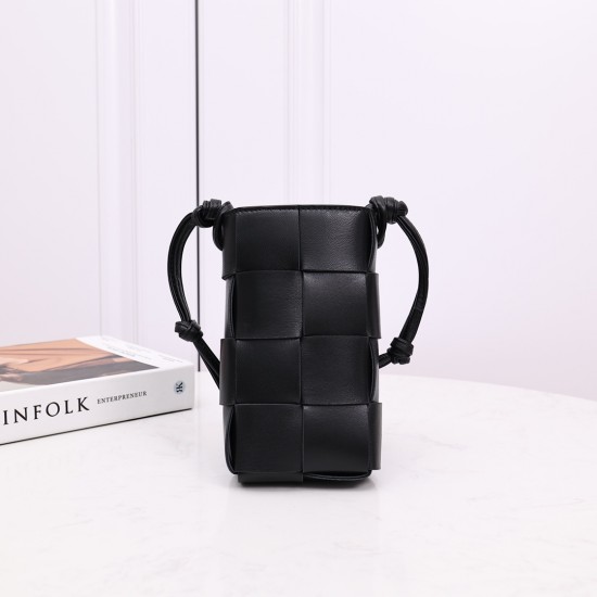 Bottega Veneta More