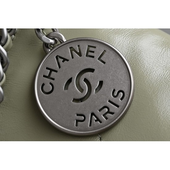 CHANEL 22 Bag