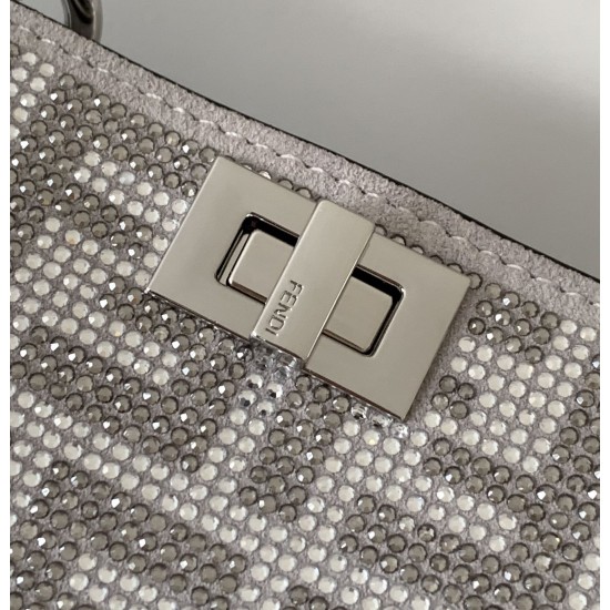 FENDI Peekaboo