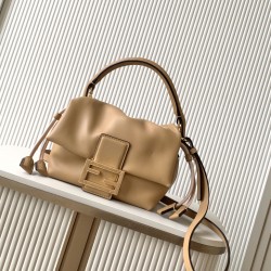 FENDI Baguette