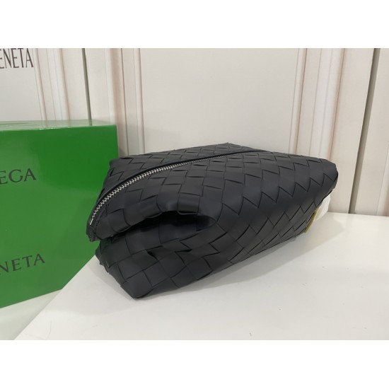 Bottega Veneta More