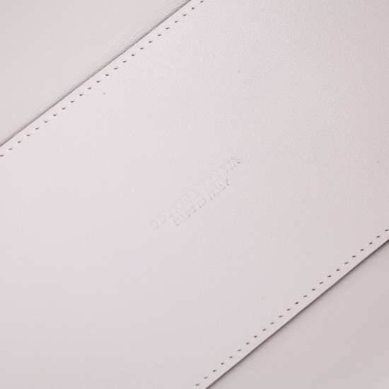 Bottega Veneta Tote