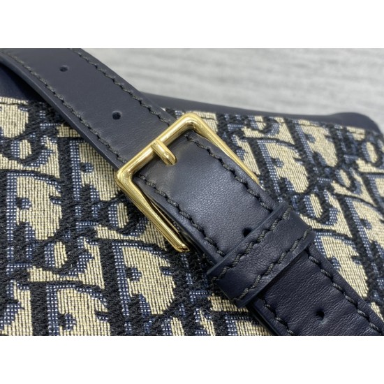 Dior Montaigne