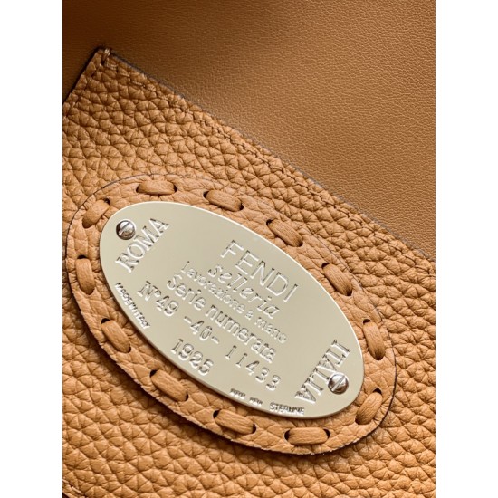 FENDI Baguette