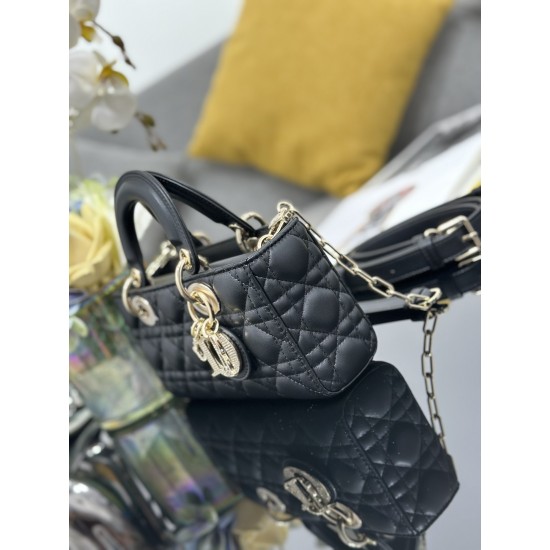 Dior Lady D-Joy