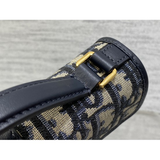 Dior Montaigne