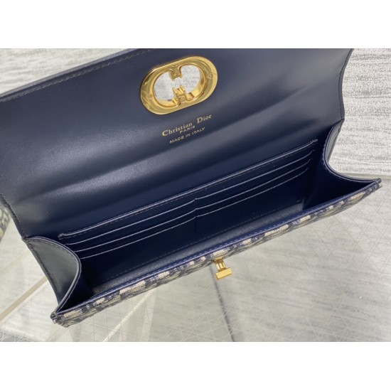 Dior Caro