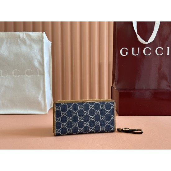 Gucci Wallet