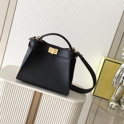 FENDI Peekaboo