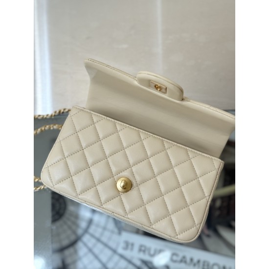 CHANEL FLAP BAG