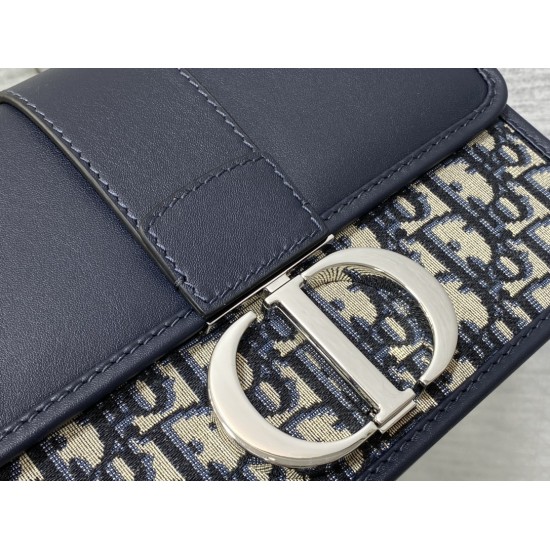 Dior Montaigne