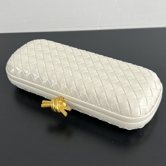 Bottega Veneta More