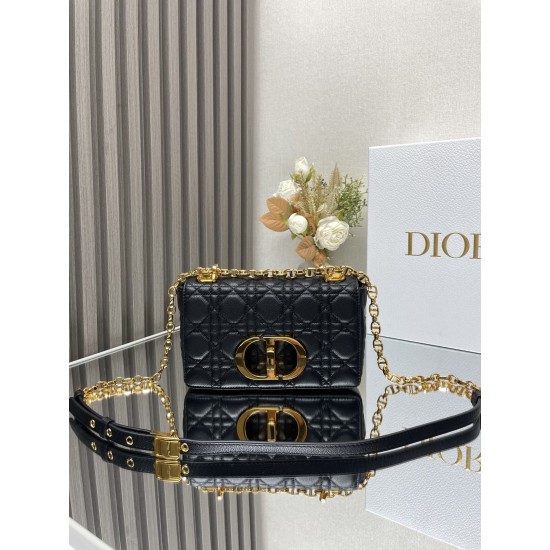 Dior Montaigne