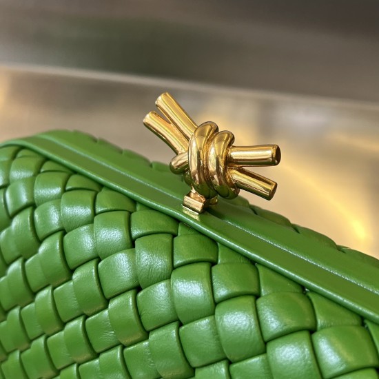 Bottega Veneta More