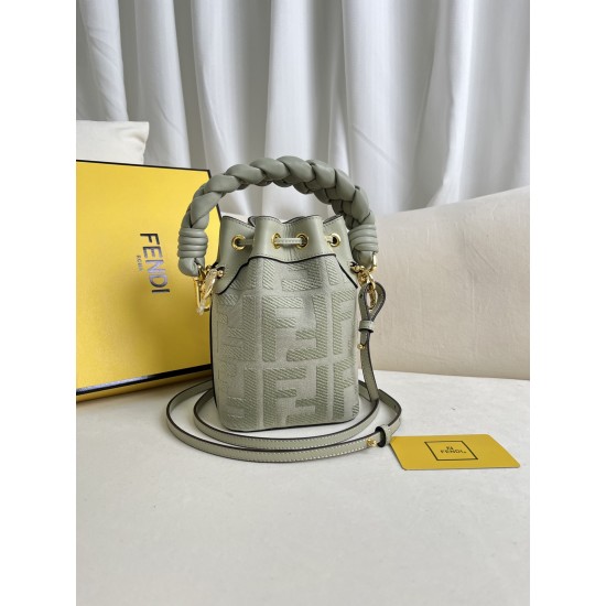 FENDI Bucket Bags
