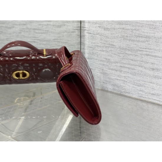 Dior Caro