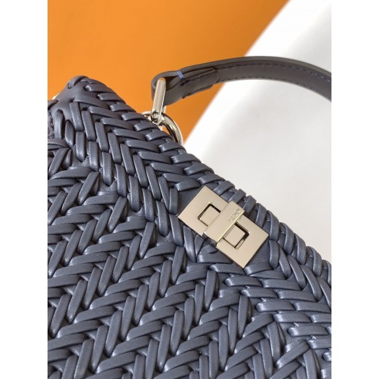 FENDI Peekaboo