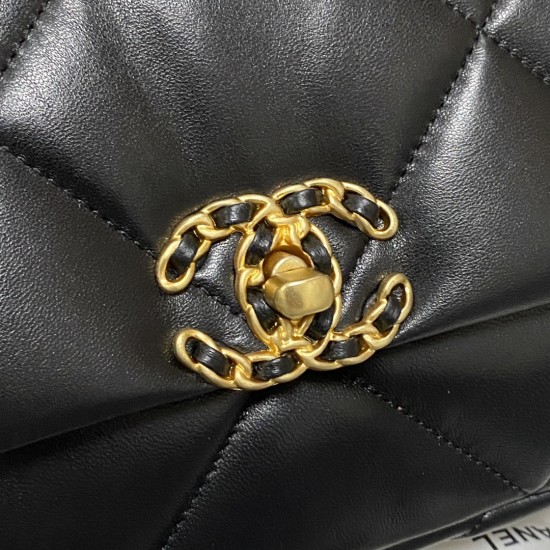 CHANEL 19 BAG