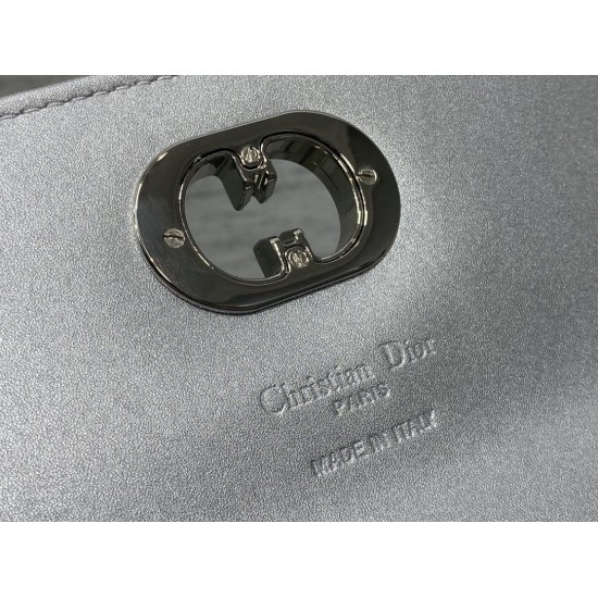 Dior Caro