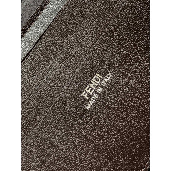 FENDI Baguette