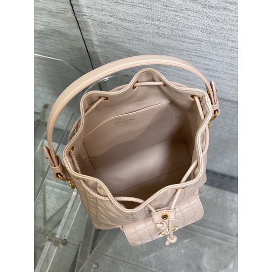 Dior Caro