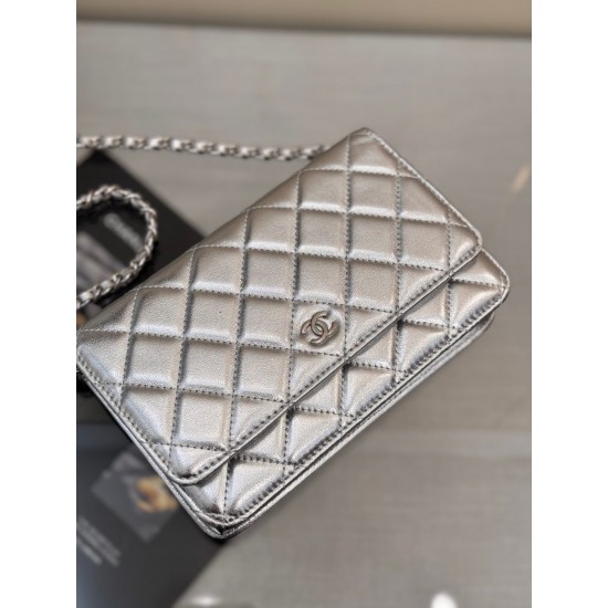 CHANEL WOC