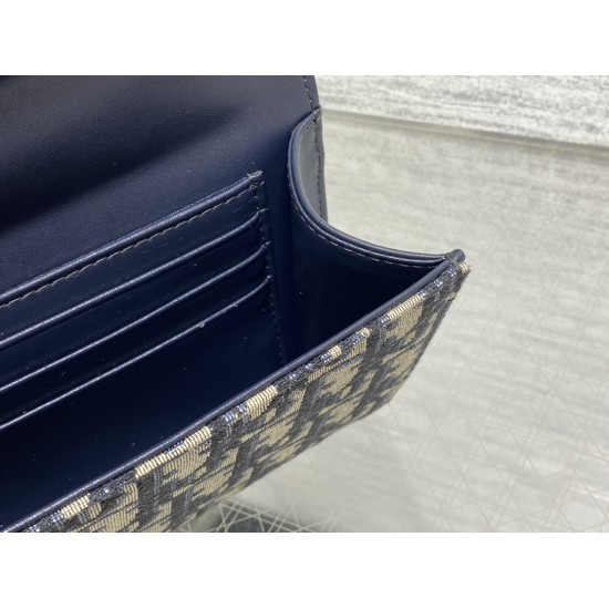 Dior Caro