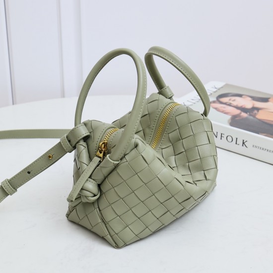 Bottega Veneta Loop
