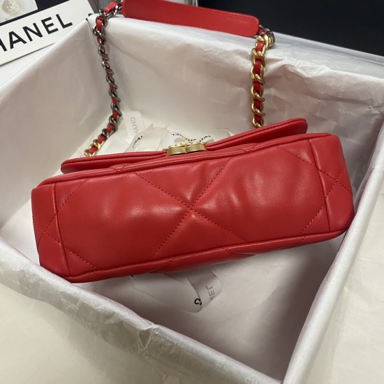 CHANEL 19 BAG