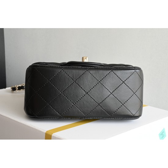 CHANEL FLAP BAG