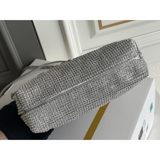 CHANEL 22 Bag