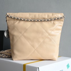CHANEL 22 Bag