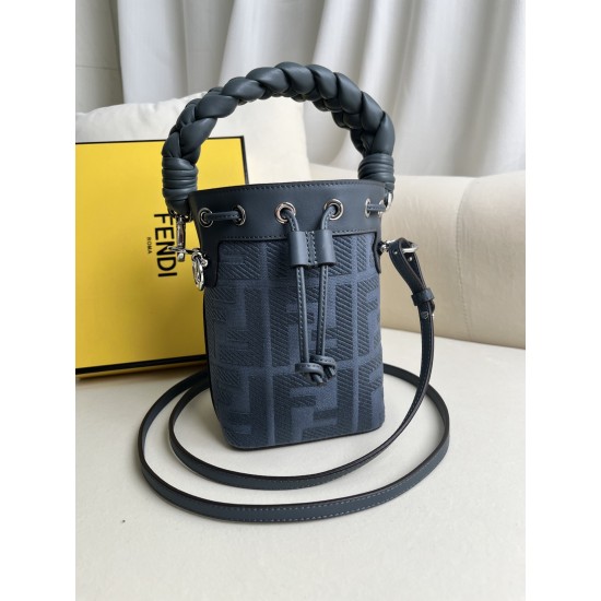 FENDI Bucket Bags