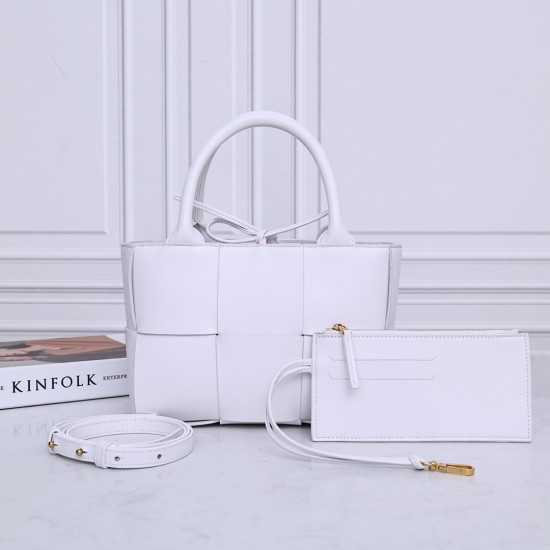 Bottega Veneta Tote