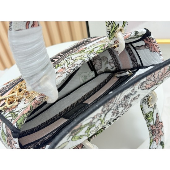 Dior Lady