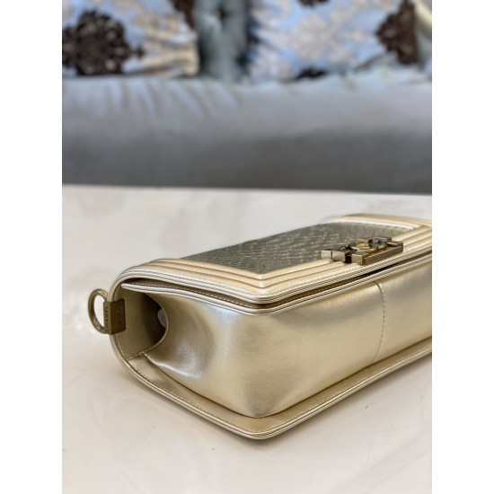 CHANEL BOY BAG