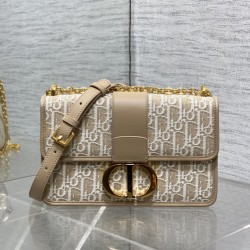 Dior Montaigne