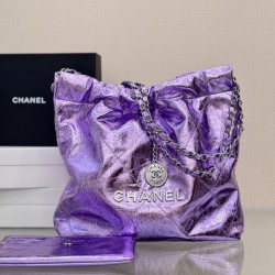 CHANEL 22 Bag