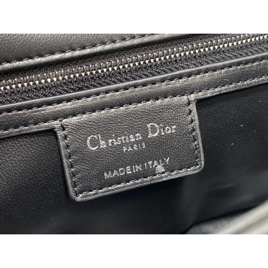 Dior Caro
