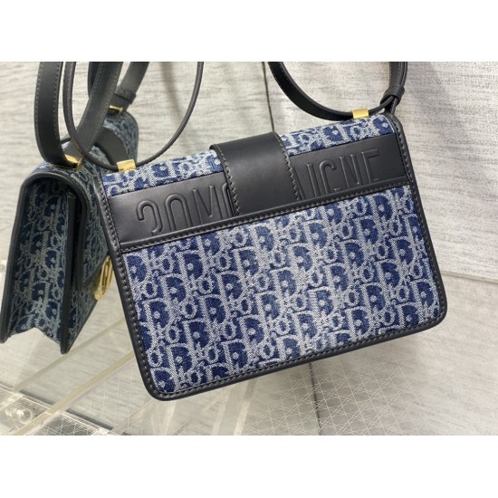 Dior Montaigne