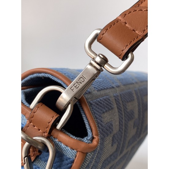 FENDI Baguette