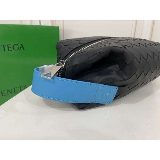 Bottega Veneta More
