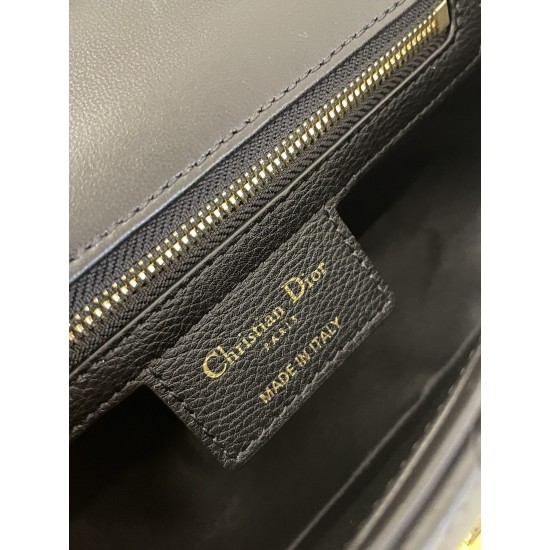 Dior Caro