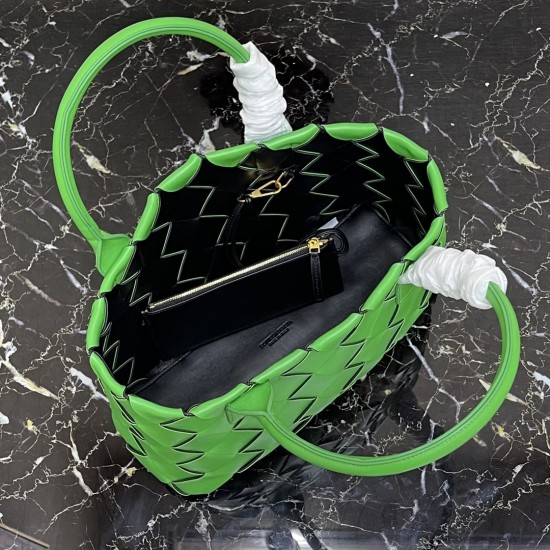 Bottega Veneta Tote