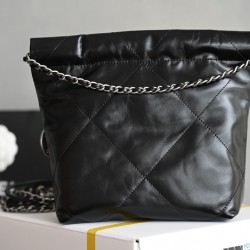 CHANEL 22 Bag