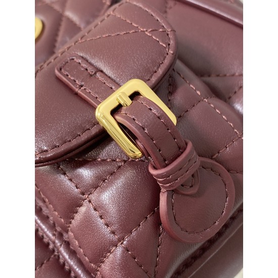 Dior Caro